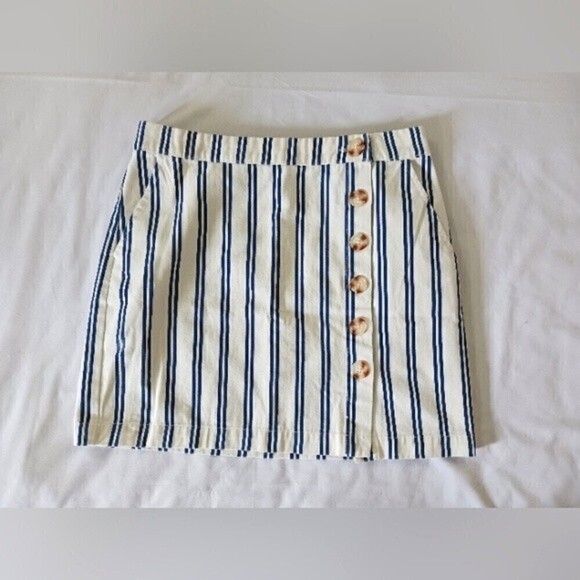 Forever 21 Striped White & Blue Skirt Size Medium - Picture 1 of 8